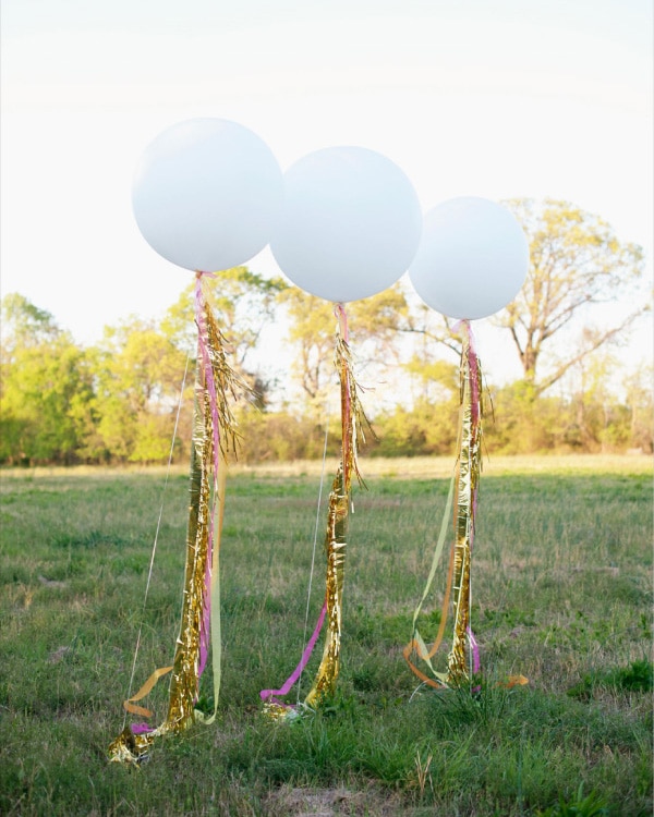 giant-balloons-with-neon-tinsel