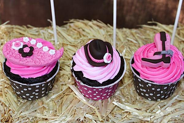 Cowgirl Party Cupcakes | Cowgirl Party Ideas