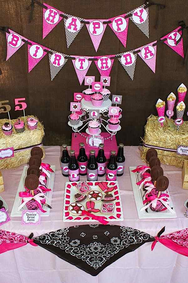 Cowgirl Party Dessert Table | Cowgirl Party Ideas