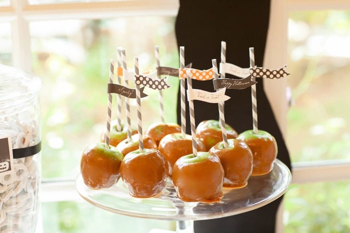 Spooky and Elegant Forrest Halloween Party via Pretty My Party