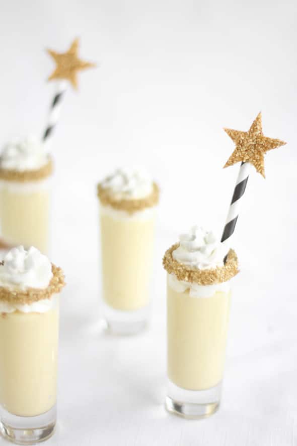 Champagne Chantilly Shooters | 10 NYE Cocktail Ideas | Pretty My Party
