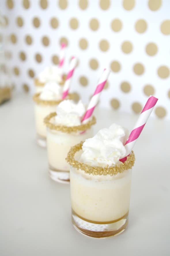 Salted Caramel Ice Cream Cake Shots | NYE Cocktail Ideas | Pretty My Party