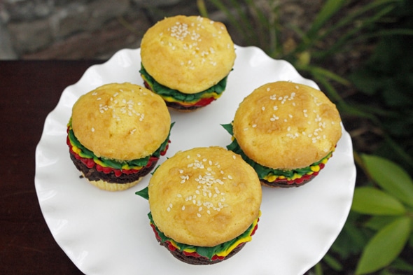 hamburger-cupcakes