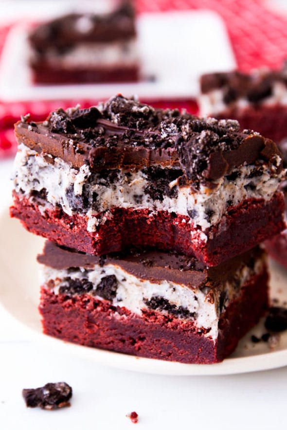 Red-Velvet-Oreo-Brownies