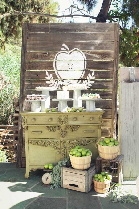 rustic-fall-apple-baby-shower-dessert-table