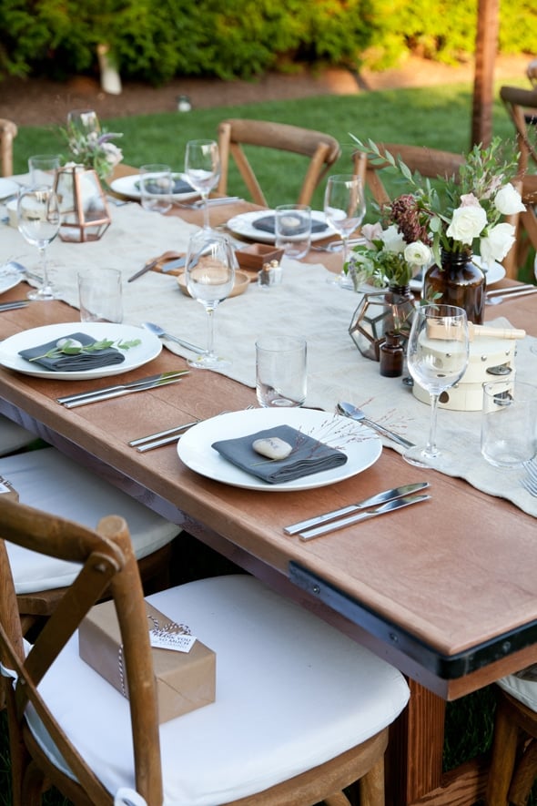 outdoor-party-table