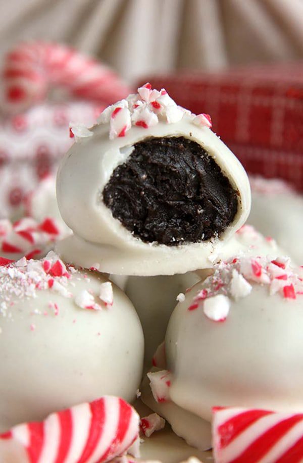 Candy Cane Oreo Truffles via Pretty My Party