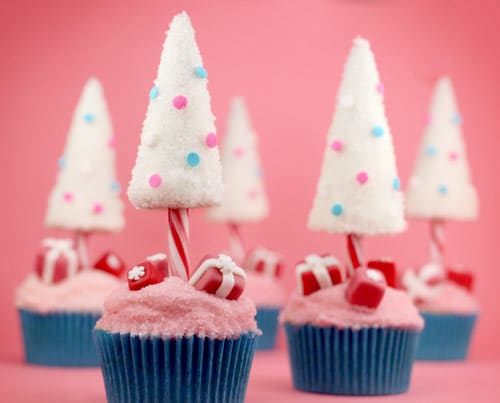 candy-cane-christmas-tree-cupcakes