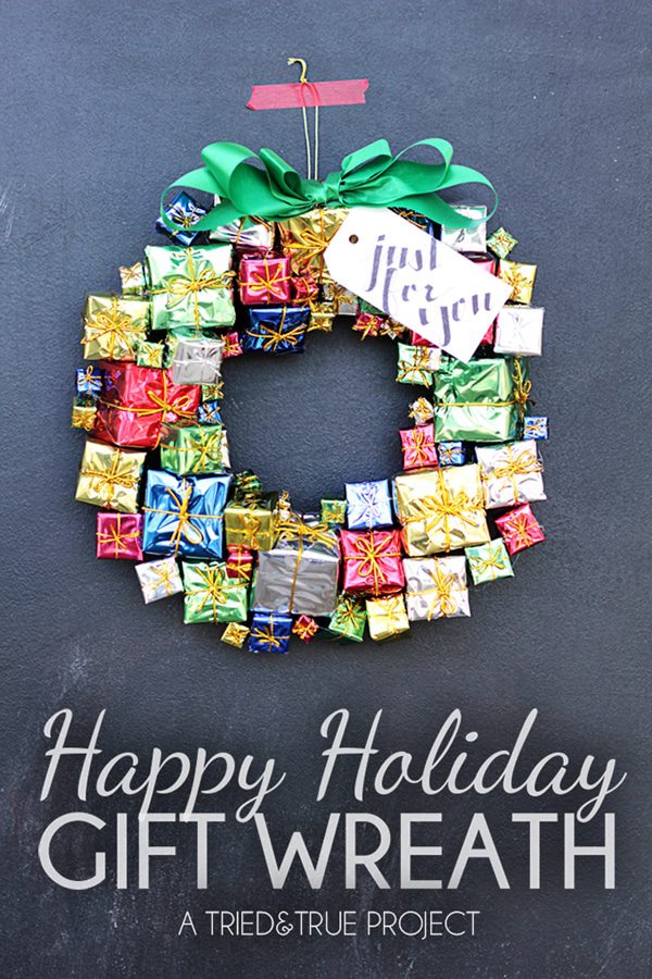 holiday-dift-wreath-diy