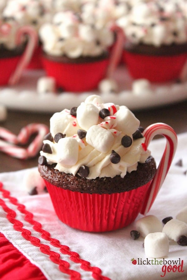 hot-cocoa-peppermint-cupcakes