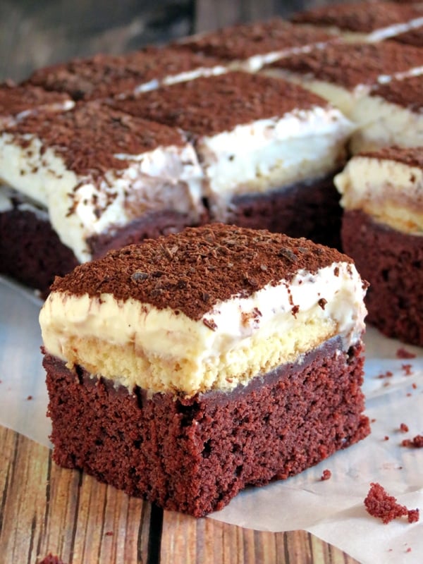 Red-Velvet-Tiramisu-Brownies