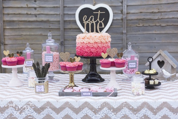 pink-gold-valentines-day-dessert-table