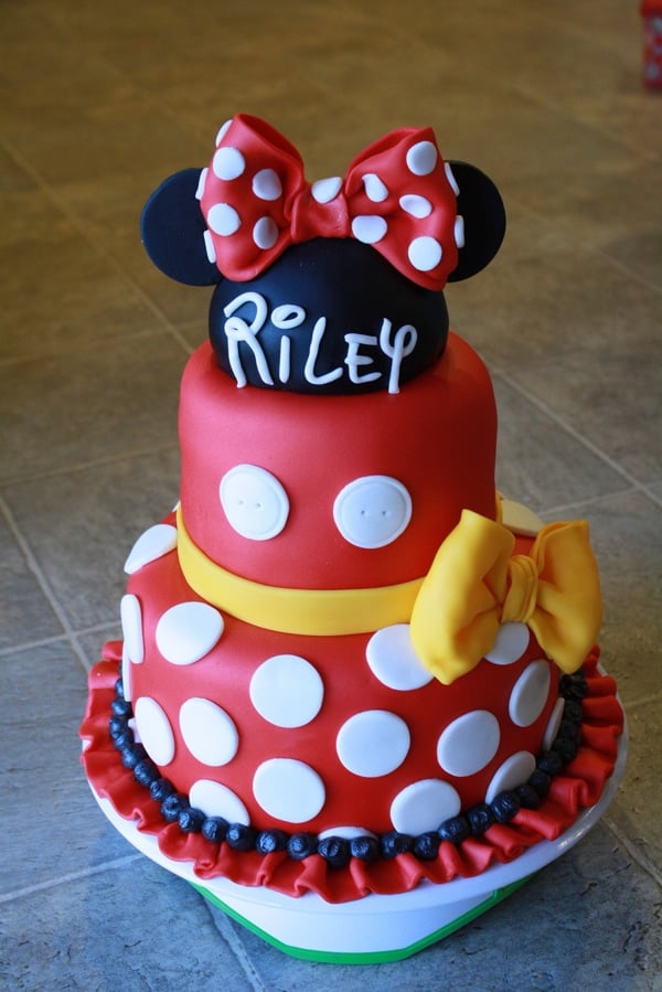 10 Cutest Minnie Mouse Cakes Everyone Will Love Pretty My Party