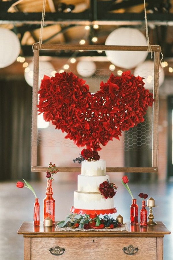 red-valentine-dessert-table