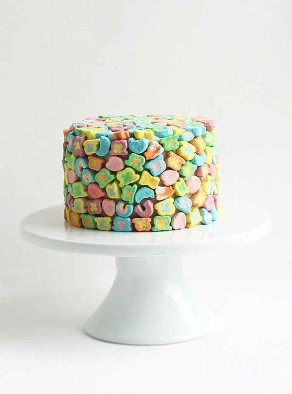 lucky-charmed-cake