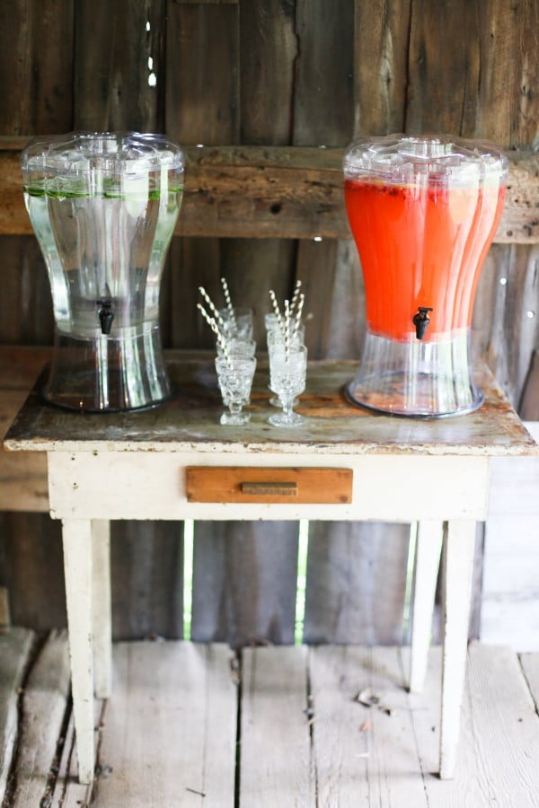 boho-chic-shower-beverage-station