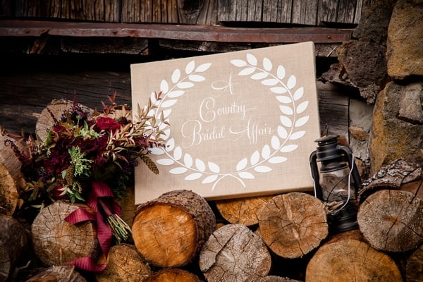 rustic-ski-lodge-wedding-sign