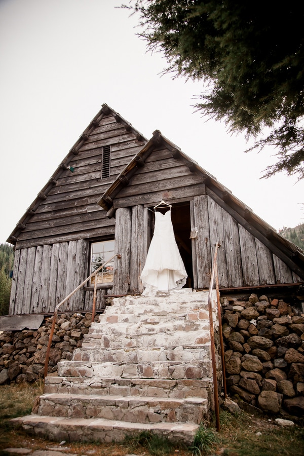 rustic-ski-lodge-wedding-styled-shoot-bride-dress
