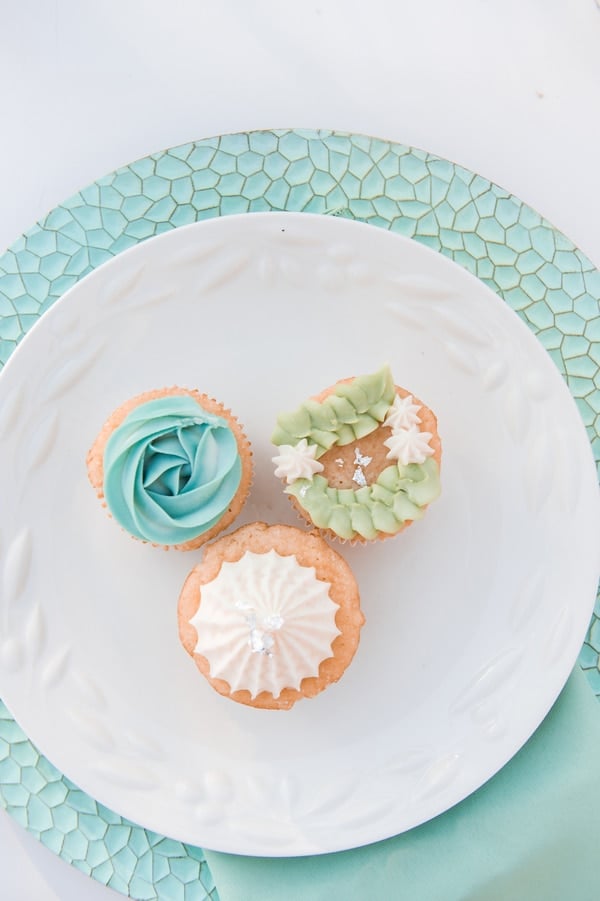 turquoise-white-styled-shoot-dessert-1