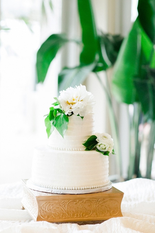 Burgundy Ivory Wedding | Pretty My Party