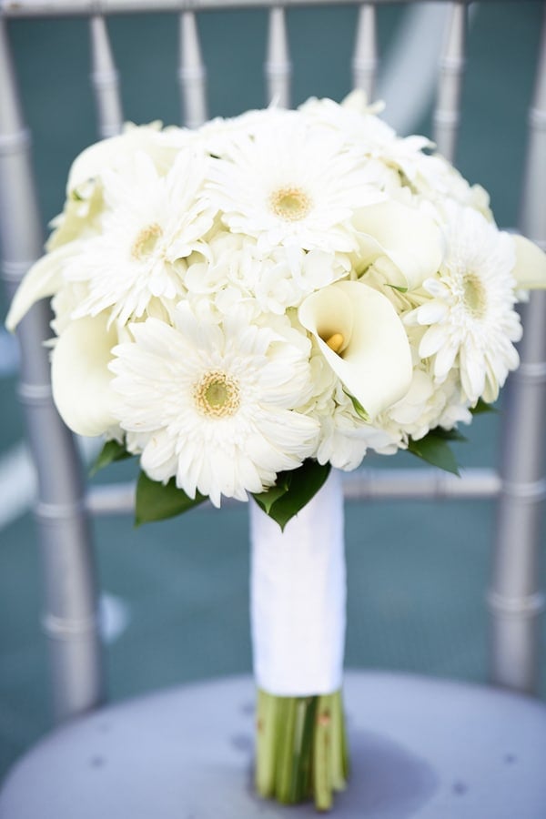 colorful-las-vegas-backyard-wedding-bouquet