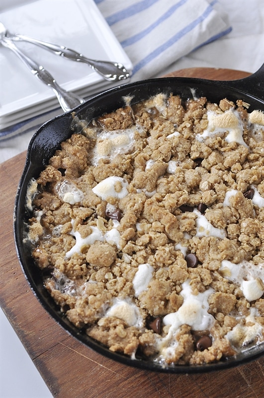 S'mores Skillet, Best Skillet Dessert Recipes via Pretty My Party