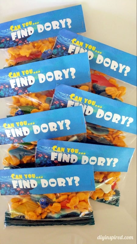 Finding Dory Favors | Budget Birthday Favors via Pretty My Party