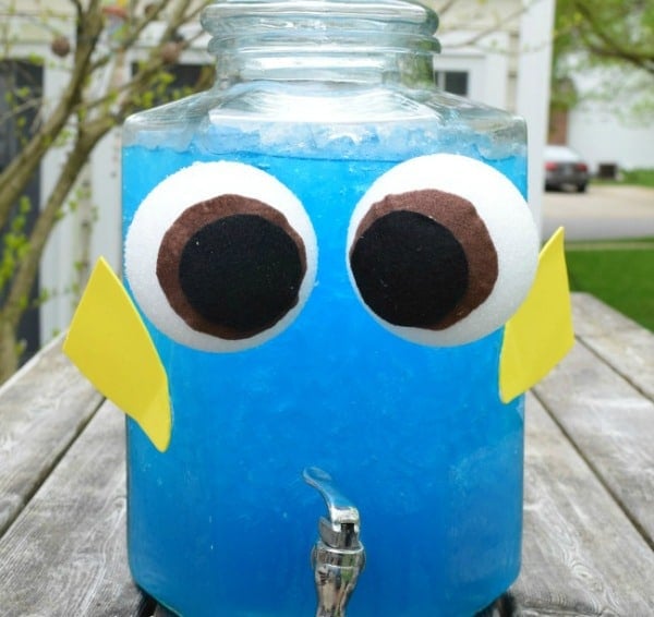 Dory Blue Drink Recipe, Finding Dory Birthday Party Ideas | Pretty My Party