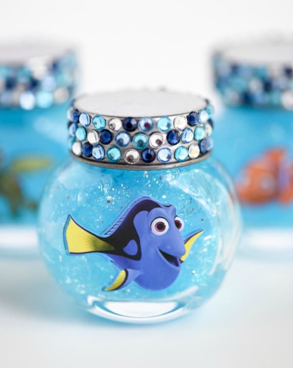 DIY Dory Glitter Slime Globes, Finding Dory Birthday Party Ideas | Pretty My Party