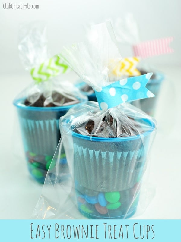 Easy Treat Cup Favors | Budget Birthday Favors via Pretty My Party