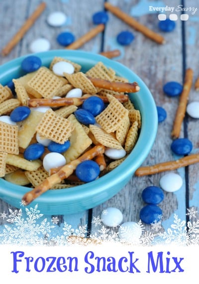 Frozen Snack Mix Party Favor | Budget Birthday Favors via Pretty My Party