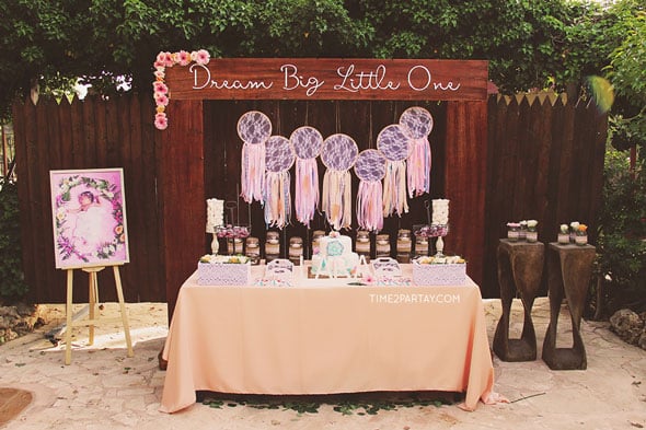 Dream-Catcher-Dessert-Table