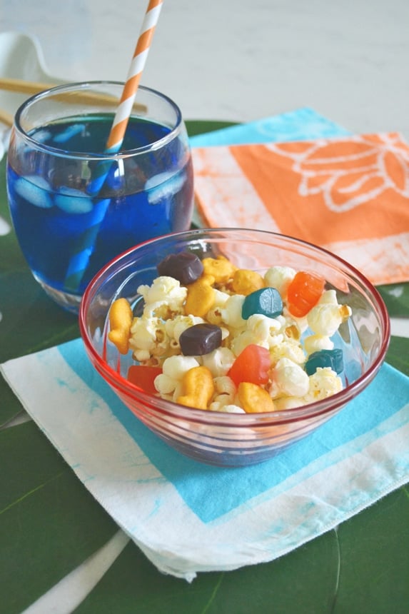 Popcorn Snack Mix, Finding Dory Snack Ideas via Pretty My Party