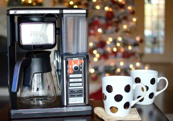 Make all your coffeehouse favorites (like this Iced Caramel Macchiato), Ninja  Coffee Maker