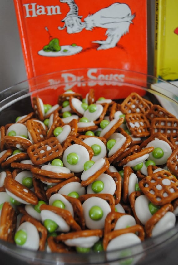 Green Eggs and Ham Pretzel Snack Idea | Pretty My Party