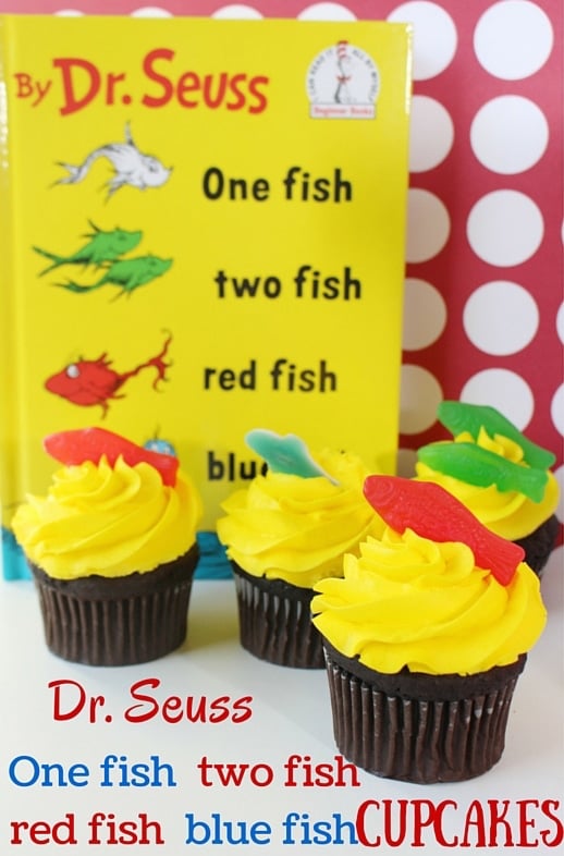 Dr. Seuss One Fish Two Fish Cupcakes | Pretty My Party