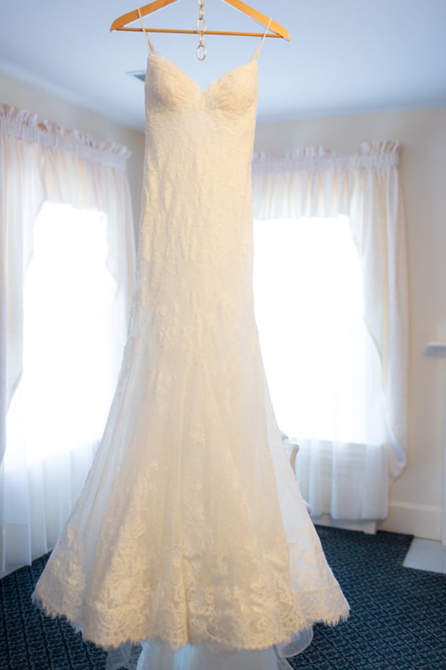 Pretty Colorado Mansion Lace Wedding Gown | Pretty My Party