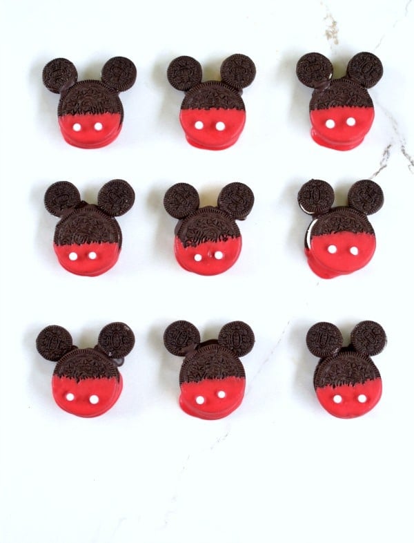 Easy Mickey Mouse Cookie Treats | Pretty My Party