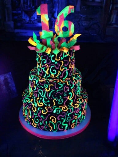 Glow in the Dark Cake | Pretty My Party