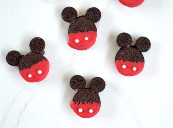 Easy Mickey Mouse Cookie Treats | Pretty My Party