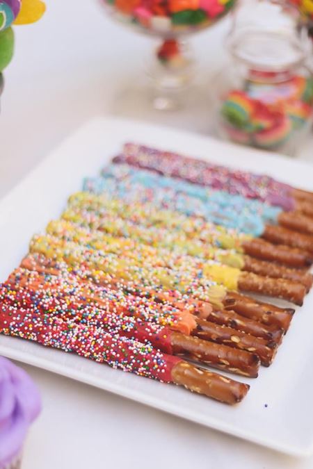 Rainbow Pretzels | My Little Pony Party Ideas