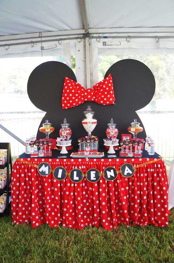 scan napkin Great oak 29 Minnie Mouse Party Ideas - Pretty My Party