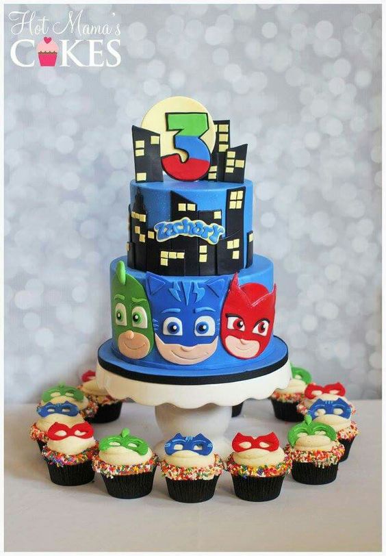 PJ Masks Cake with Cupcakes | PJ Masks Party Ideas
