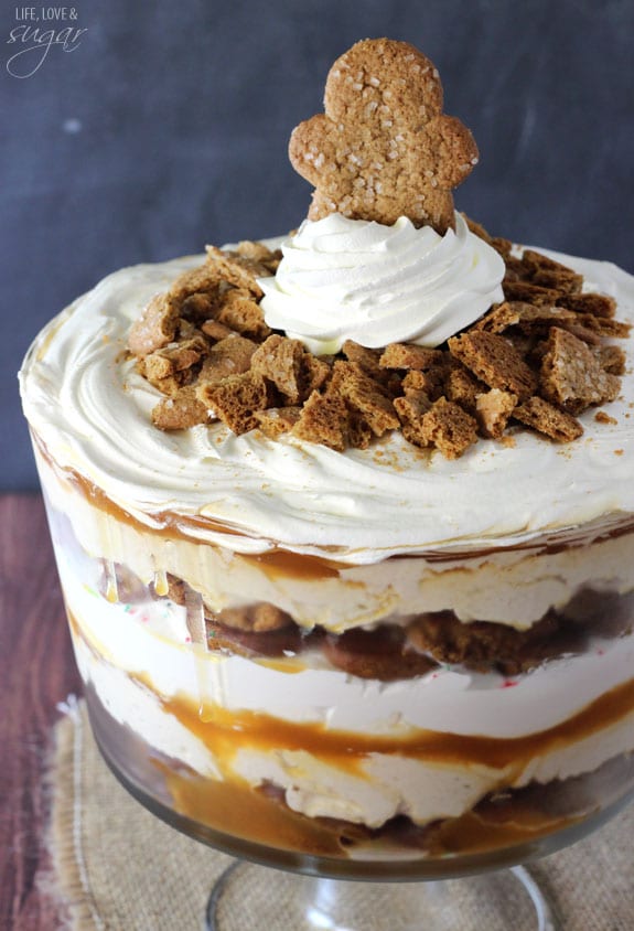 Gingerbread Cheesecake Trifle | Holiday Trifle Recipes