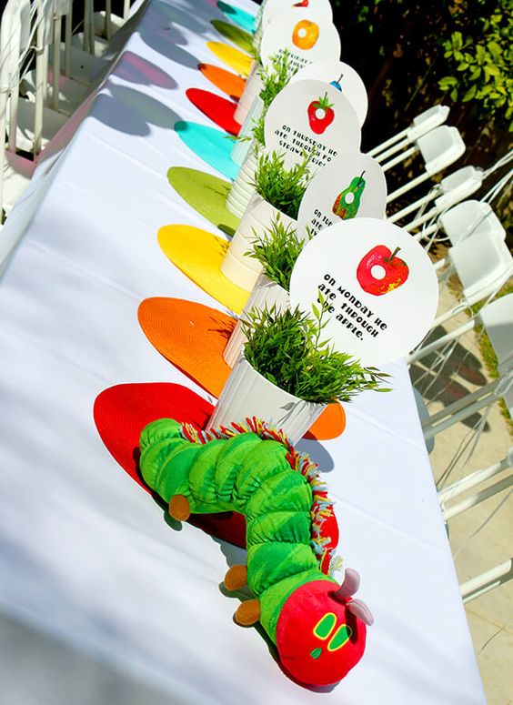 Very Hungry Caterpillar Table | Very Hungry Caterpillar Party Ideas