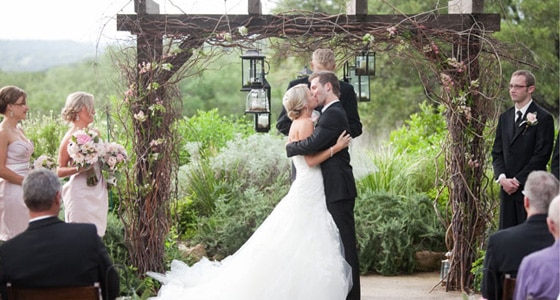 A Wedding of Rustic Elegance