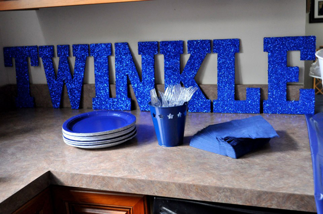 Twinkle Sign Decoration