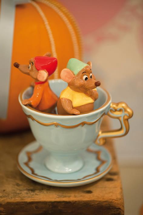 Cinderella Party Mice in a Teacup Decoration