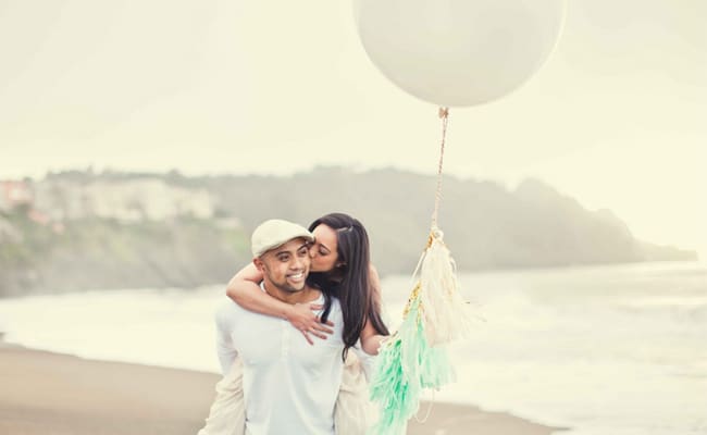 Outdoor Vintage Engagement Shoot