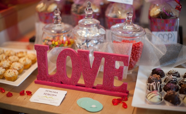 Valentine’s Day Boudoir Sweet Table